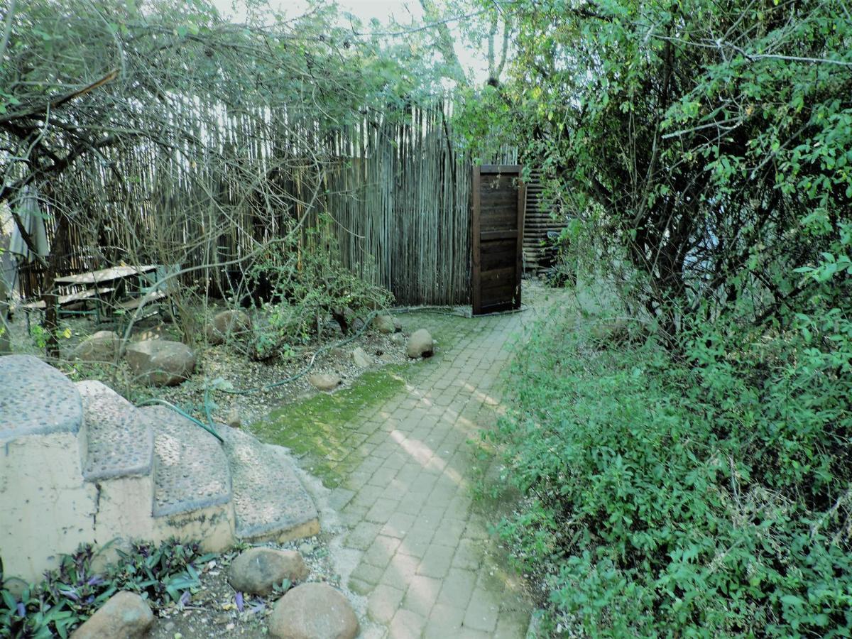 Kruger Inn Backpackers Marloth Park Exterior photo